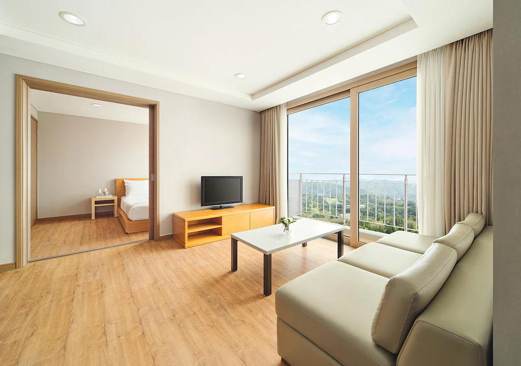 Room Main